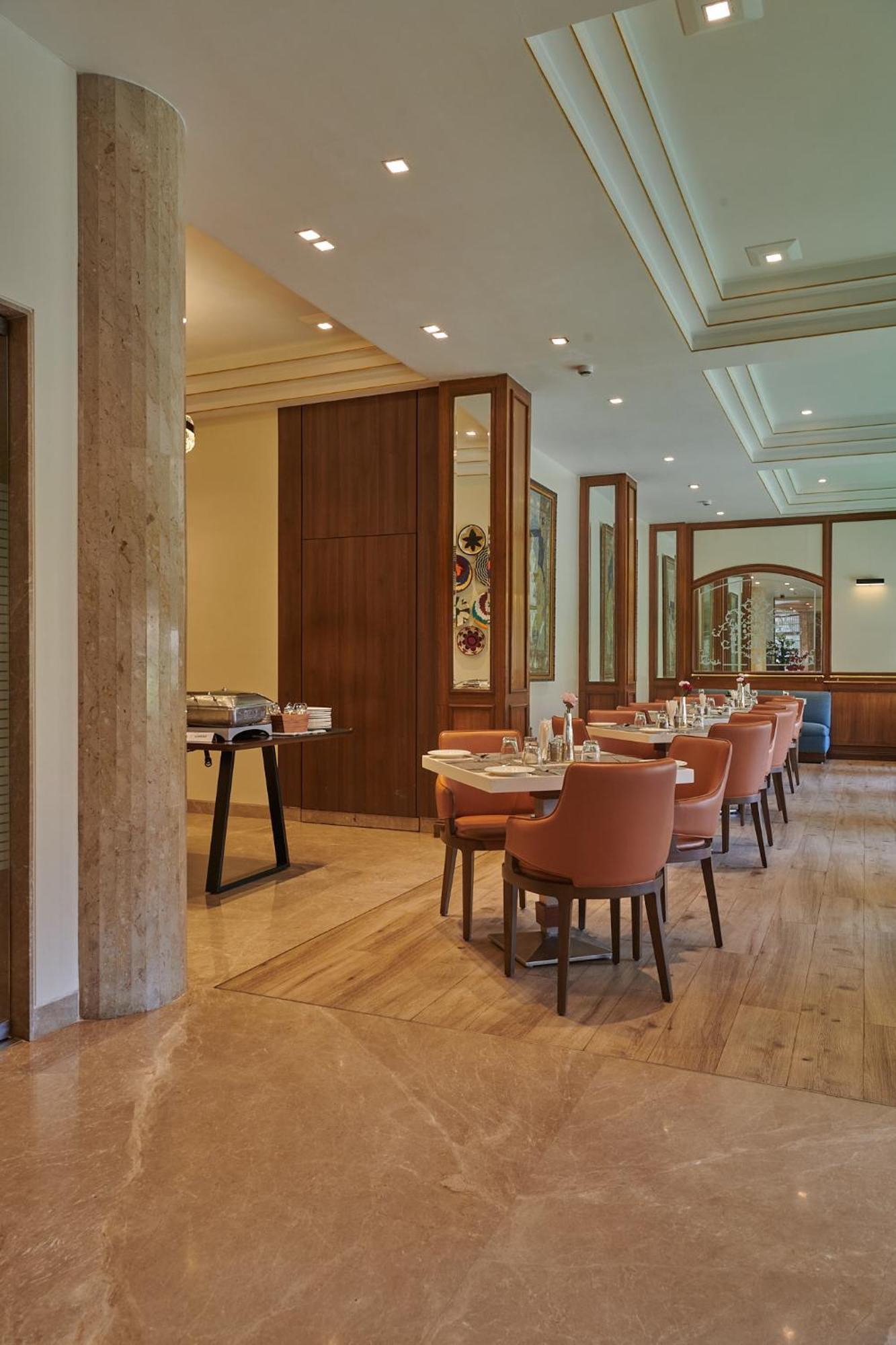 Regent Hotel Andheri Mumbai Exterior photo